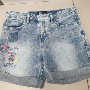 Girls Gap mid short with emoji embroidery